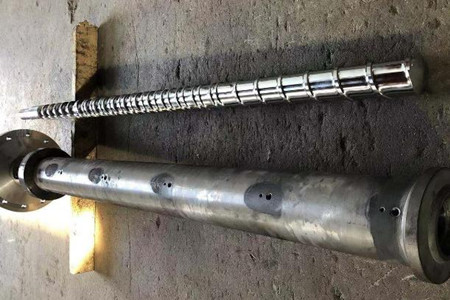 注塑機機筒螺桿使用時需要注意哪些事項？